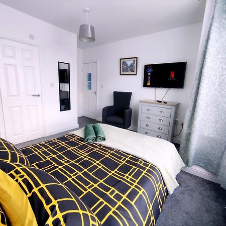 House Share With Few Ensuite Rooms Near Southmead Bristol Exterior foto